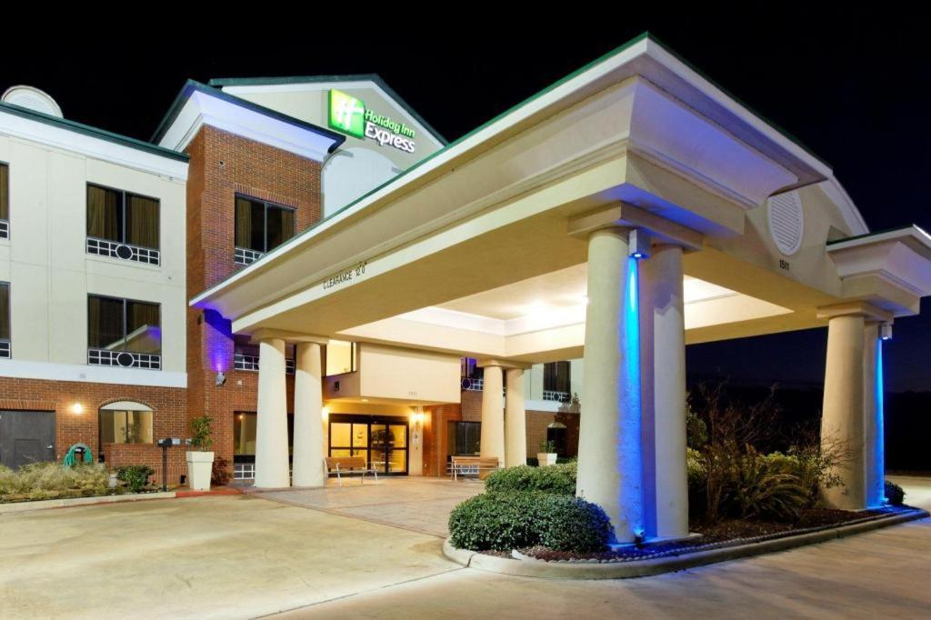 Holiday Inn Express Crockett By Ihg מראה חיצוני תמונה