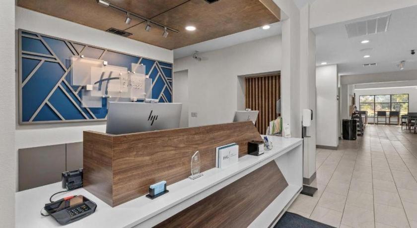 Holiday Inn Express Crockett By Ihg מראה חיצוני תמונה