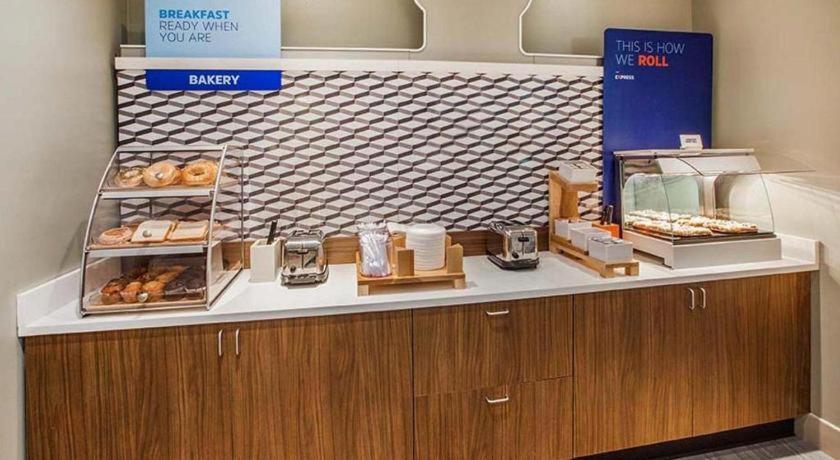 Holiday Inn Express Crockett By Ihg מראה חיצוני תמונה